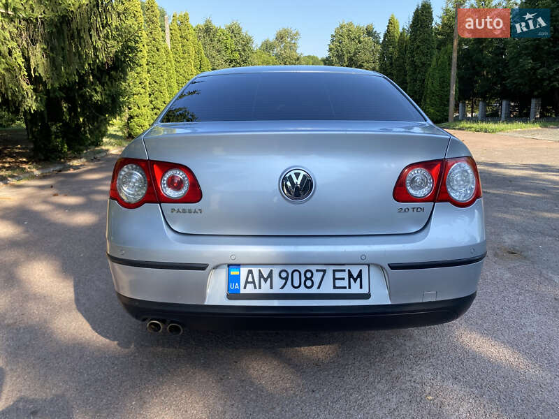 Седан Volkswagen Passat 2008 в Житомирі