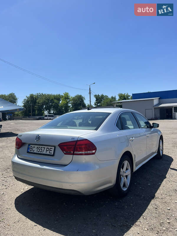 Седан Volkswagen Passat 2012 в Запорожье