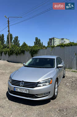 Седан Volkswagen Passat 2012 в Запоріжжі