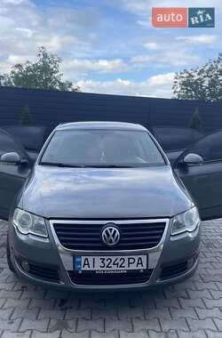 Седан Volkswagen Passat 2008 в Ірпені