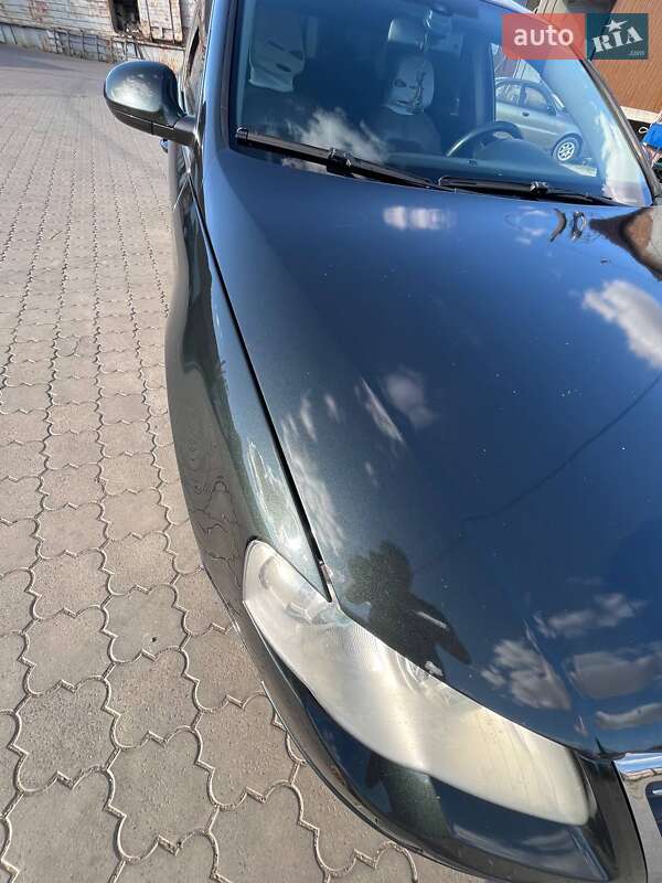 Седан Volkswagen Passat 2006 в Одессе