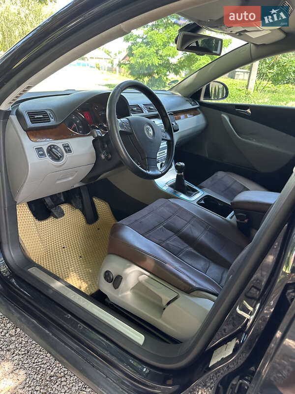 Седан Volkswagen Passat 2006 в Кропивницькому