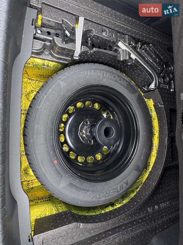 Седан Volkswagen Passat 2015 в Иршаве