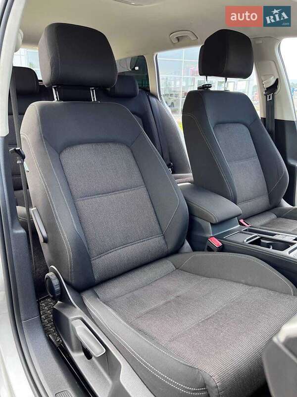 Універсал Volkswagen Passat 2015 в Хусті