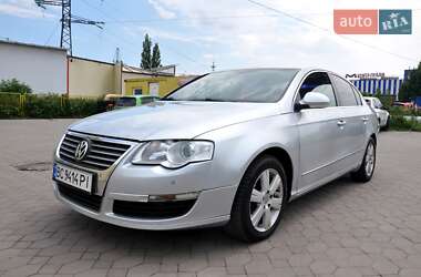Седан Volkswagen Passat 2005 в 