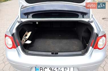 Седан Volkswagen Passat 2005 в 