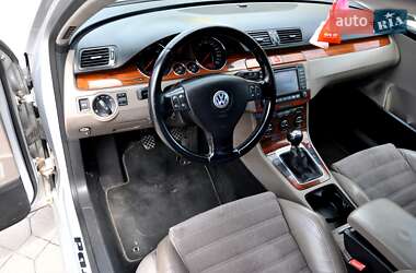 Седан Volkswagen Passat 2005 в 