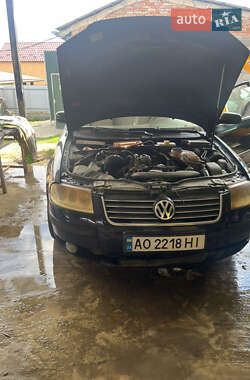 Універсал Volkswagen Passat 2002 в Ужгороді