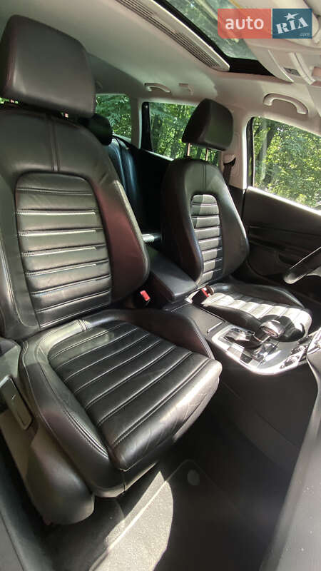 Универсал Volkswagen Passat 2009 в Ирпене