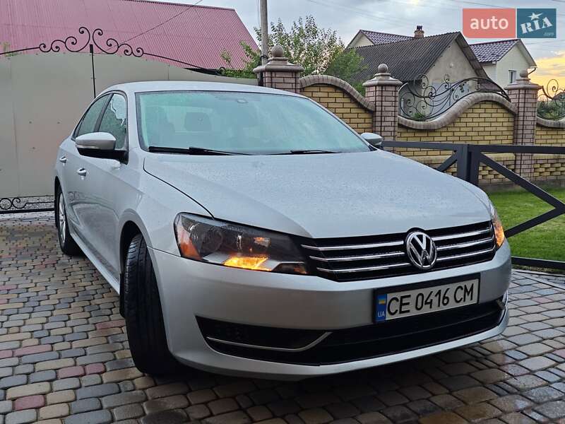 Седан Volkswagen Passat 2012 в Сторожинце