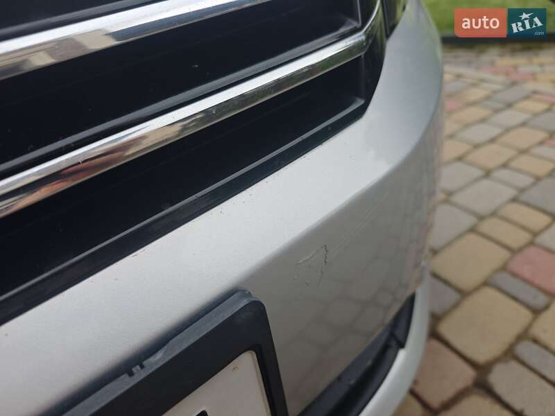 Седан Volkswagen Passat 2012 в Сторожинце