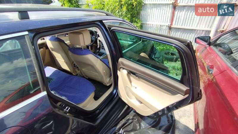 Універсал Volkswagen Passat 2013 в Черкасах