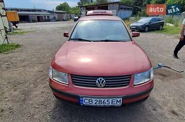 Седан Volkswagen Passat 1998 в Чернигове