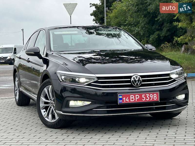 Седан Volkswagen Passat 2020 в Львове