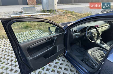 Универсал Volkswagen Passat 2011 в 