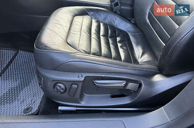 Универсал Volkswagen Passat 2011 в 