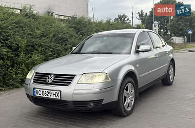 Седан Volkswagen Passat 2002 в Луцке