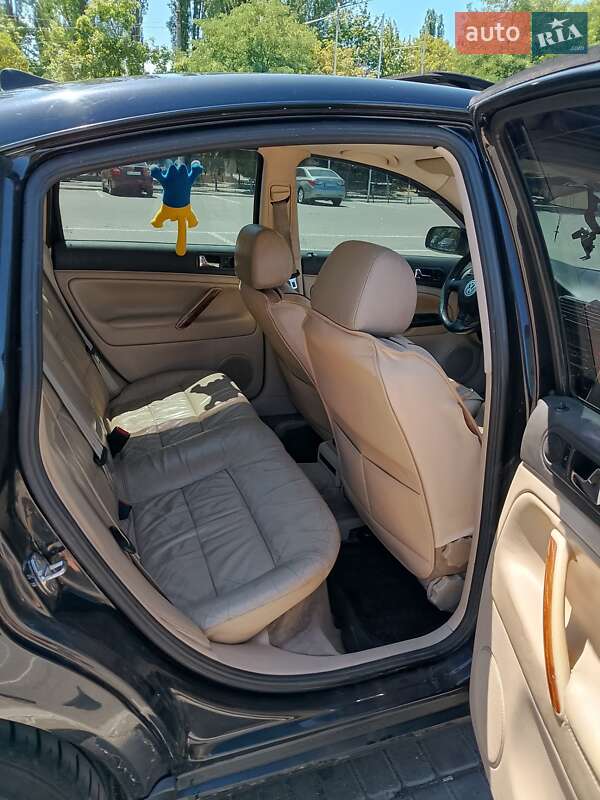 Седан Volkswagen Passat 1997 в Одессе