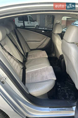 Седан Volkswagen Passat 2007 в 