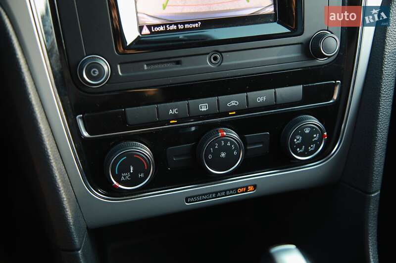 Седан Volkswagen Passat 2018 в Харькове