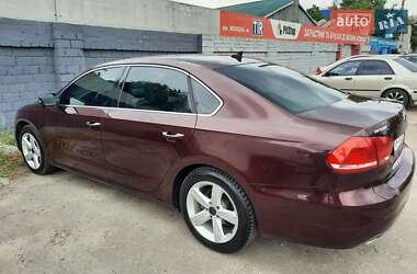 Седан Volkswagen Passat 2012 в Киеве