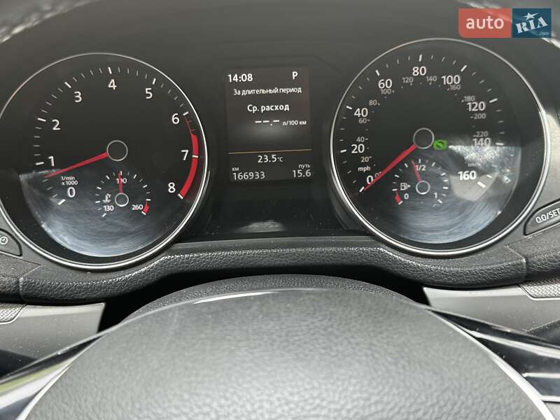 Седан Volkswagen Passat 2018 в Киеве