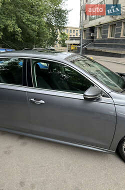 Седан Volkswagen Passat 2021 в 