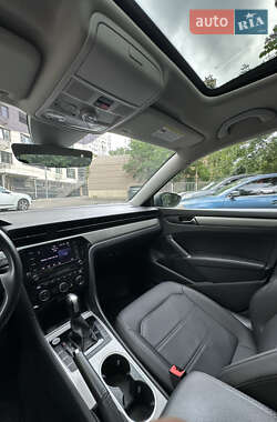 Седан Volkswagen Passat 2021 в 