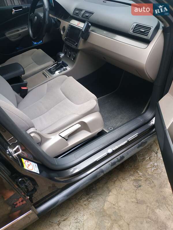 Універсал Volkswagen Passat 2006 в Одесі