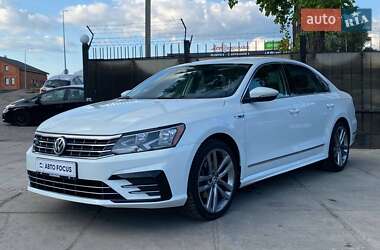 Седан Volkswagen Passat 2017 в 