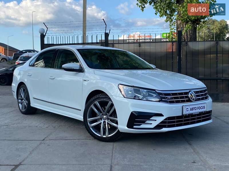 Седан Volkswagen Passat 2017 в 