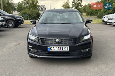 Седан Volkswagen Passat 2017 в 