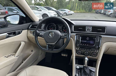 Седан Volkswagen Passat 2017 в 