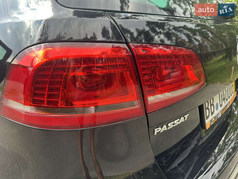 Универсал Volkswagen Passat 2014 в Киеве