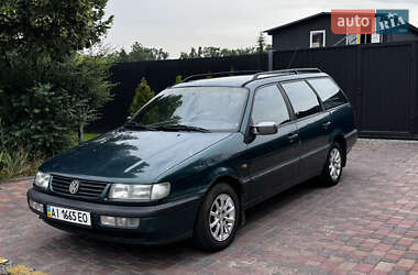 Универсал Volkswagen Passat 1996 в Киеве