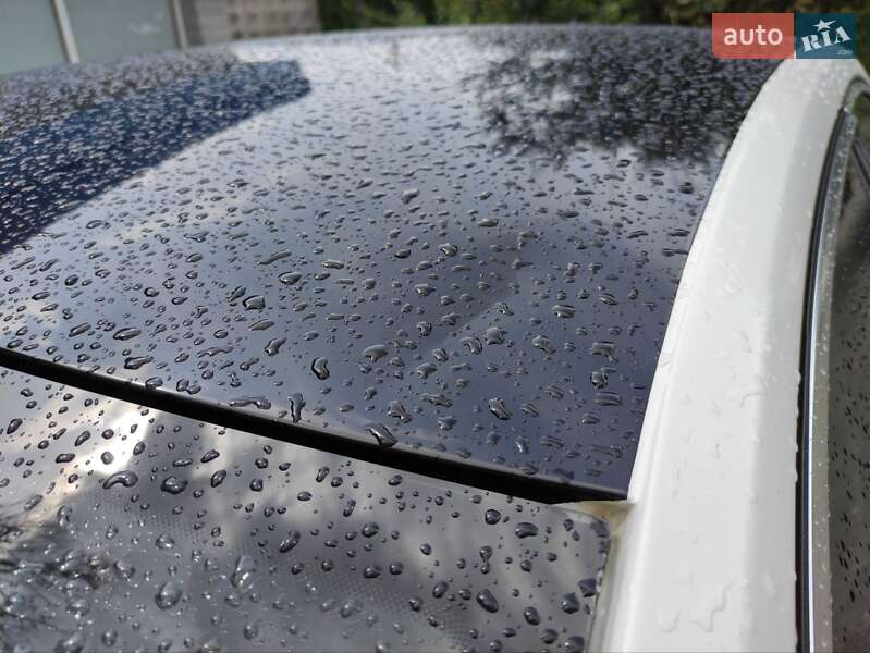 Седан Volkswagen Passat 2014 в Киеве