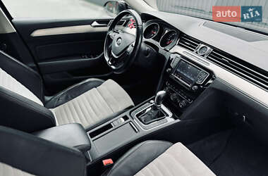 Седан Volkswagen Passat 2016 в 
