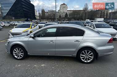 Седан Volkswagen Passat 2013 в 