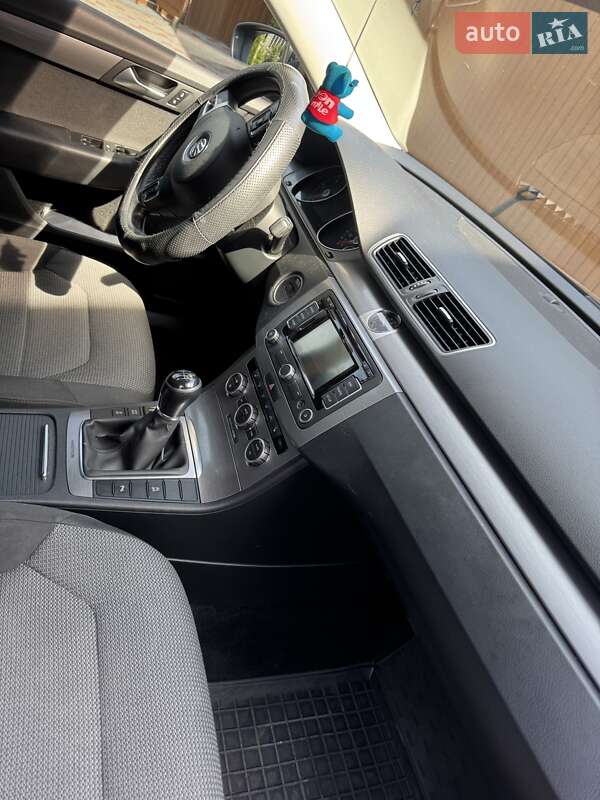 Универсал Volkswagen Passat 2014 в Брусилове