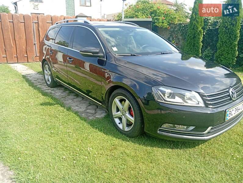 Универсал Volkswagen Passat 2011 в Львове