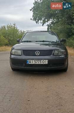 Седан Volkswagen Passat 2000 в Кривом Озере