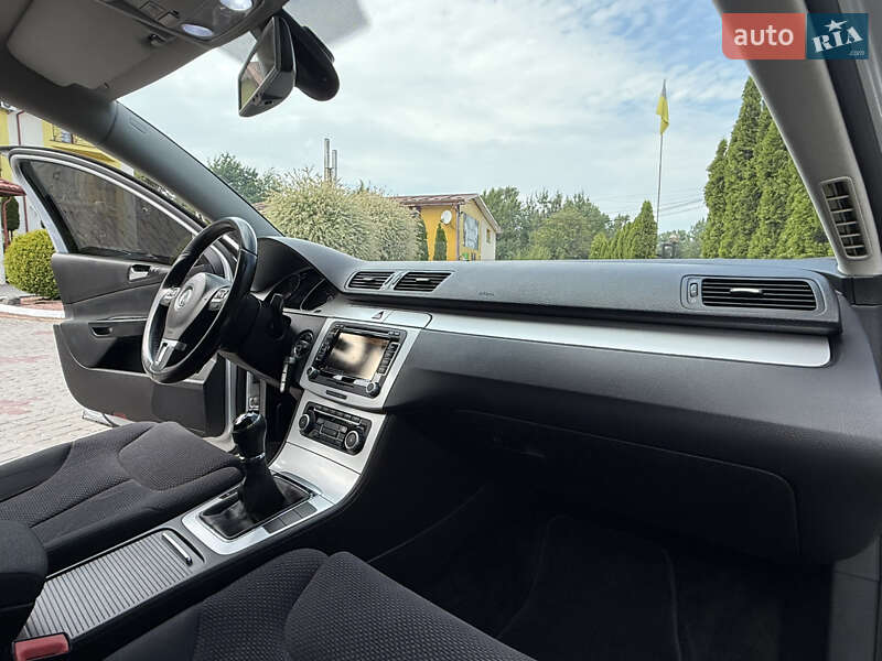 Универсал Volkswagen Passat 2010 в Трускавце