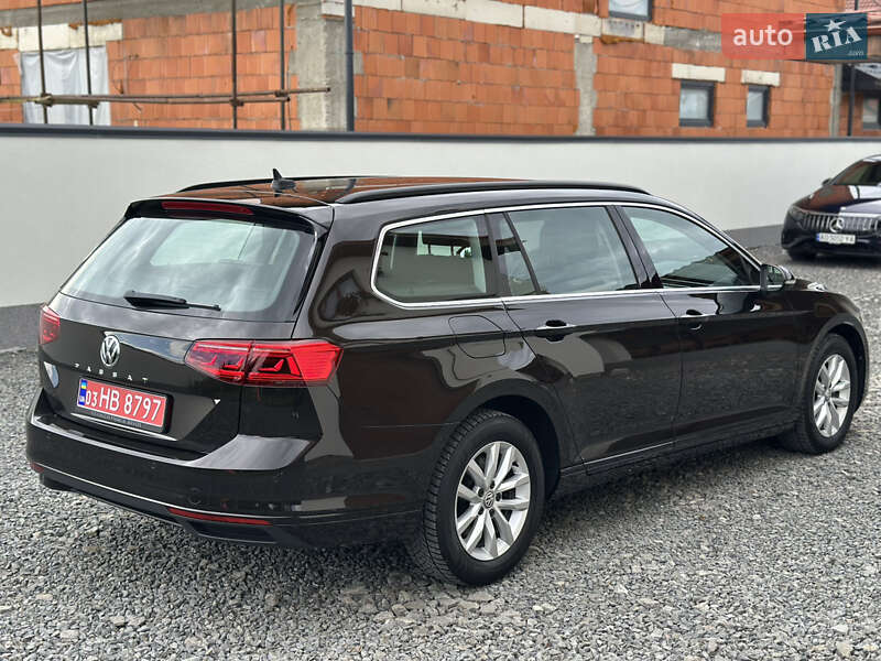 Универсал Volkswagen Passat 2020 в Ужгороде