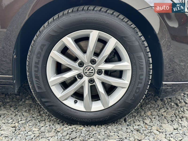 Универсал Volkswagen Passat 2020 в Ужгороде