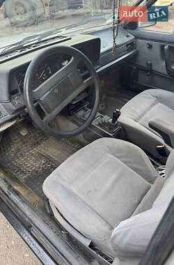 Универсал Volkswagen Passat 1987 в 