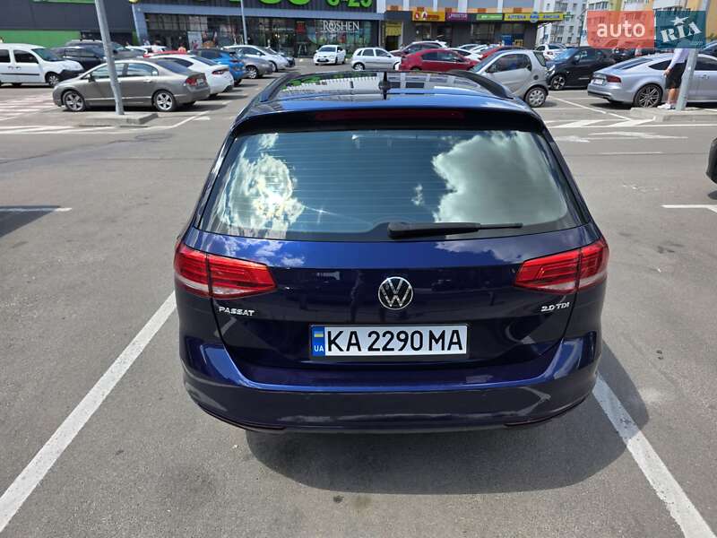Универсал Volkswagen Passat 2017 в Киеве