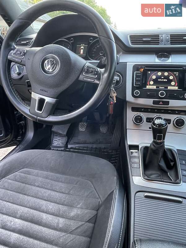 Универсал Volkswagen Passat 2013 в Городке