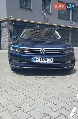 Универсал Volkswagen Passat 2015 в Хмельницком