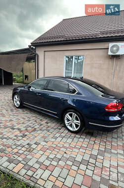 Седан Volkswagen Passat 2014 в 