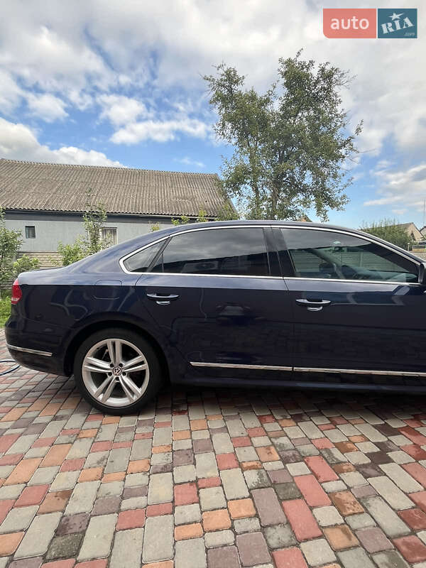 Седан Volkswagen Passat 2014 в Пирятине